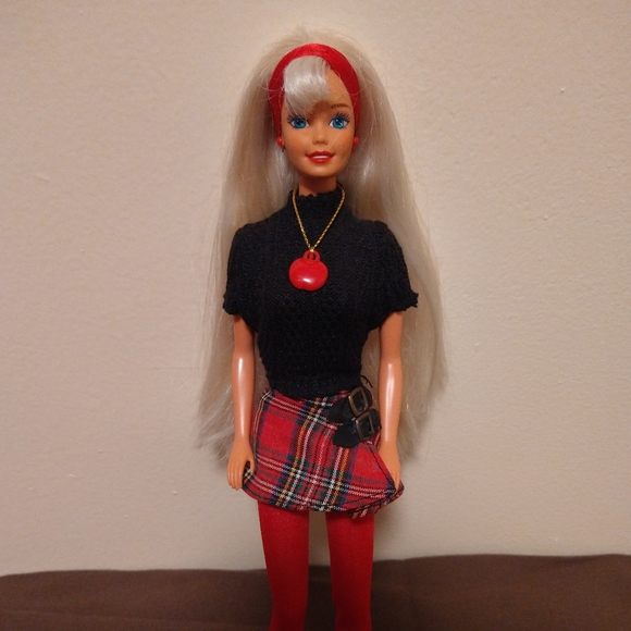 Barbie Other - 1995 Vintage School Spirit Barbie - Genuine Barbie - No Box